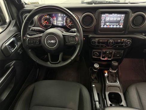 Used 2021 Jeep Gladiator Sport AWD/4WD image 32