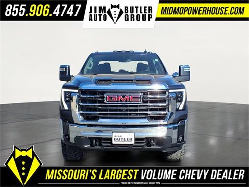 Used 2025 GMC Sierra 2500 SLE w/ SLE Value Package; image 11