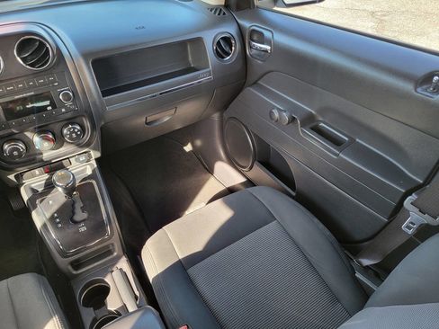 Used 2014 Jeep Patriot Sport FWD image 23