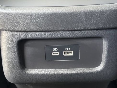 Certified 2025 Nissan Pathfinder S FWD image 25