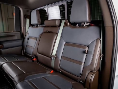 Used 2020 GMC Sierra 3500 Denali w/ Denali Ultimate Package image 29