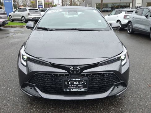 Used 2025 Toyota Corolla SE FWD image 11