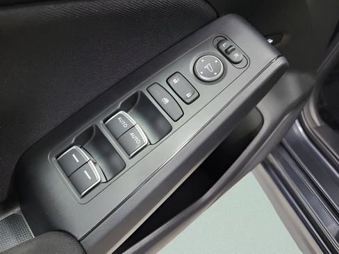 Used 2023 Honda Civic Sport image 18