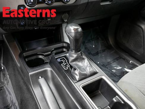 Used 2020 Toyota Tacoma SR RWD image 12