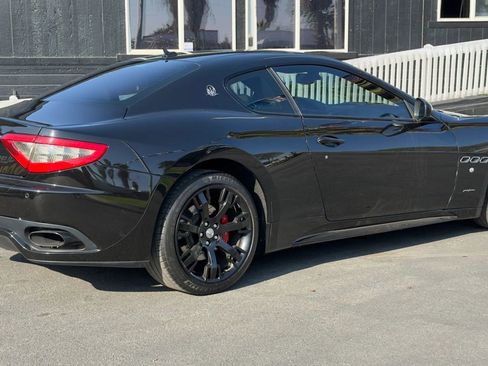 Used 2014 Maserati GranTurismo Sport image 8