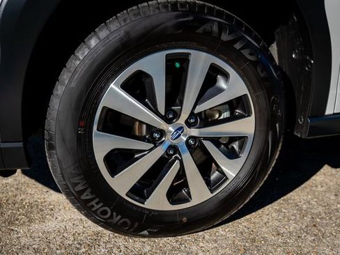 Certified 2025 Subaru Outback Premium image 14