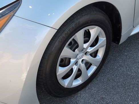 Used 2024 Toyota Corolla LE image 11