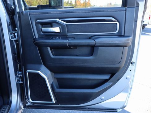 Used 2022 RAM 3500 Laramie w/ Night Edition image 30