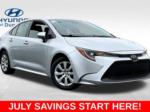 Used 2020 Toyota Corolla LE FWD image 2