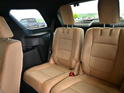 Used 2017 Ford Explorer 4WD image 11