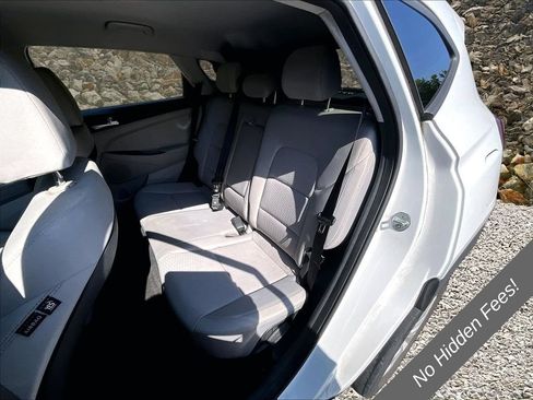 Used 2020 Hyundai Tucson Value FWD image 17
