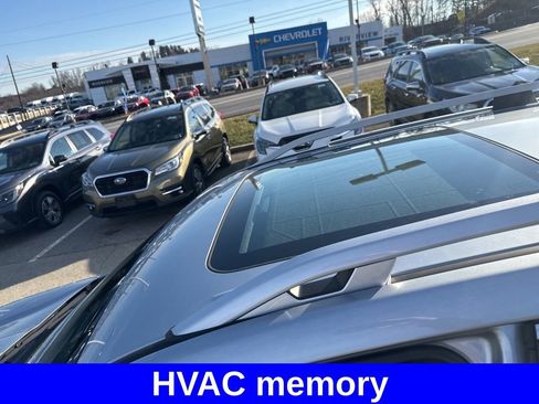 Used 2022 Subaru Forester Touring w/ Popular Package #2 image 19