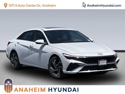 New 2025 Hyundai Elantra SEL