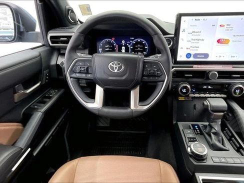 Used 2026 Toyota 4Runner Limited AWD/4WD image 4