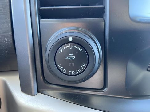 Used 2023 Ford F150 XLT w/ Trailer Tow Package image 23