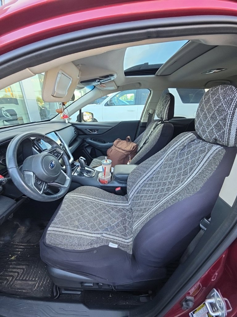 Used 2022 Subaru Outback Premium AWD/4WD image 3