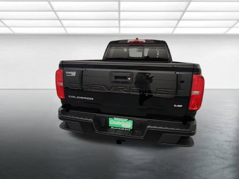 Used 2021 Chevrolet Colorado Z71 w/ Z71 Midnight Edition AWD/4WD image 7