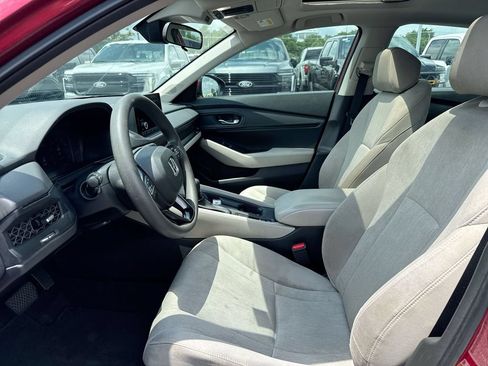 Used 2024 Honda Accord EX image 19