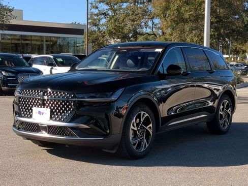 New 2026 Lincoln Nautilus Premier w/ Equipment Group 102A image 7