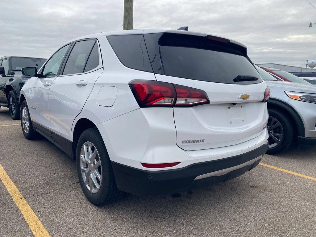 Used 2024 Chevrolet Equinox LT AWD/4WD image 12