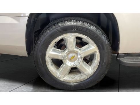 Used 2007 Chevrolet Tahoe LTZ w/ LTZ Preferred Equipment Group AWD/4WD image 22