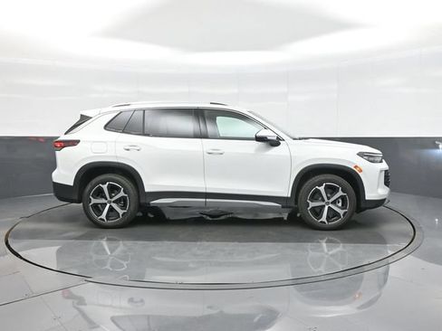New 2026 Volkswagen Tiguan SE AWD/4WD image 8