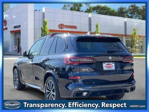 Used 2021 BMW X5 xDrive45e w/ M Sport Package AWD/4WD image 8