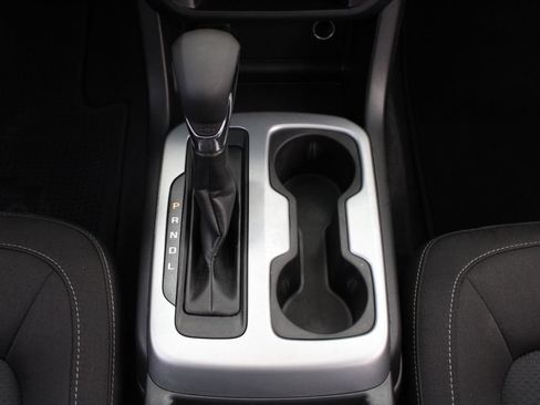 Used 2022 Chevrolet Colorado LT w/ Safety Package RWD image 24