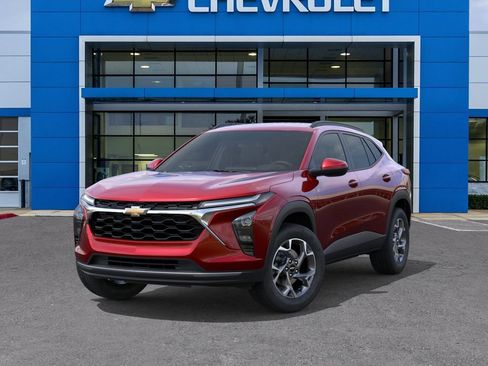 New 2026 Chevrolet Trax LT w/ LT Convenience Package FWD image 6