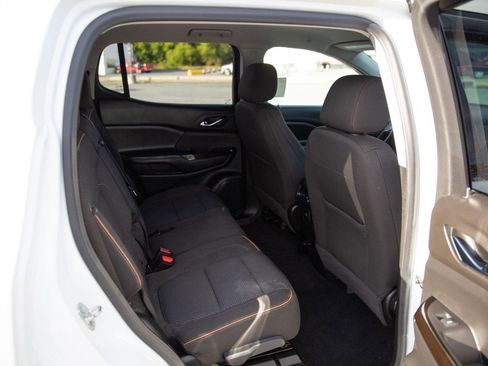 Used 2020 GMC Acadia AT4 image 24