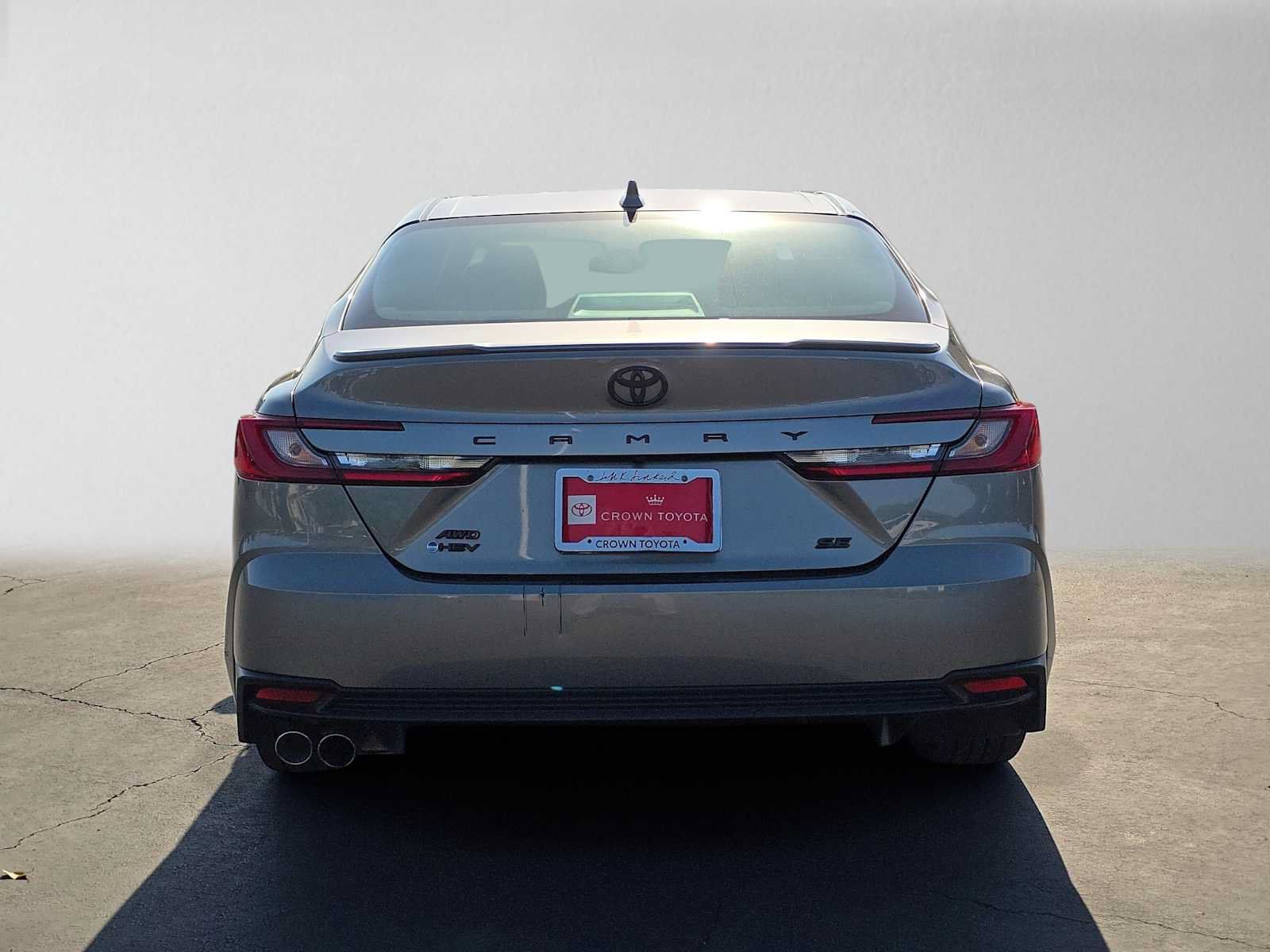 Used 2026 Toyota Camry SE AWD/4WD image 4