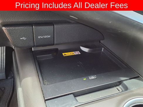 Used 2024 Toyota Camry XLE FWD image 26
