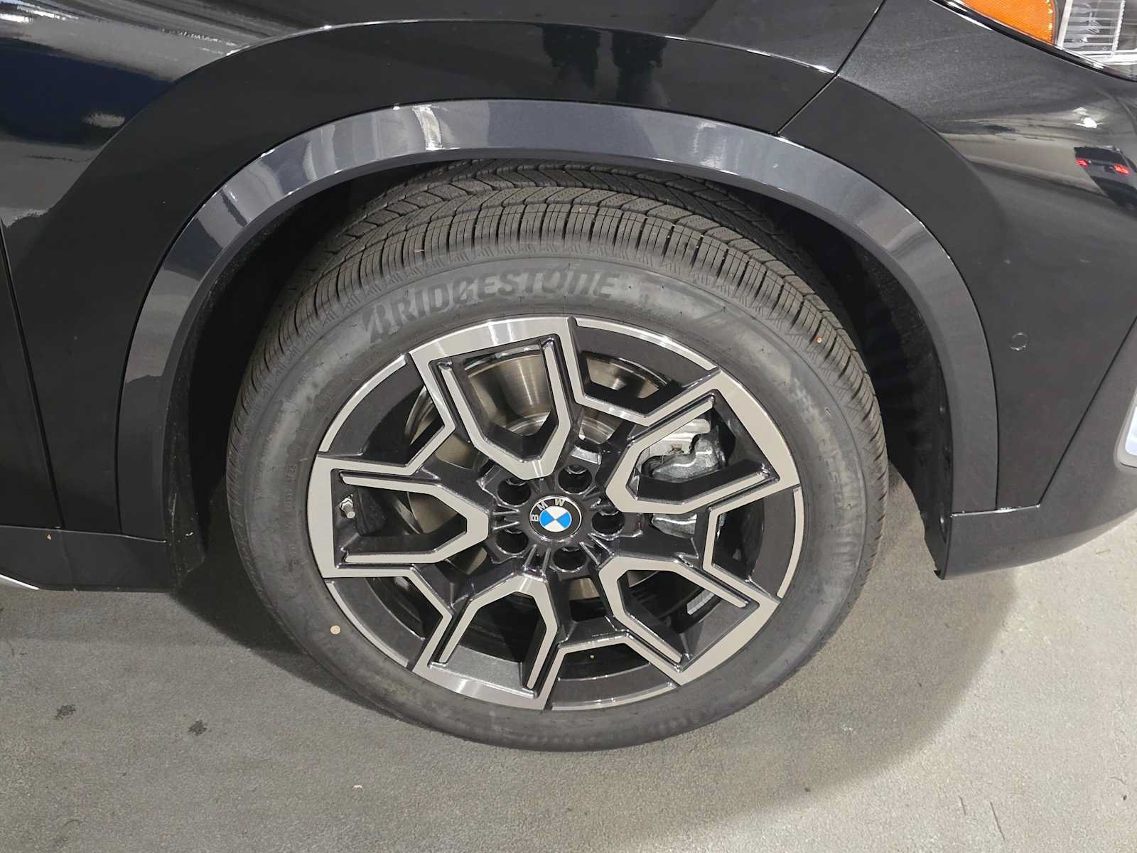 Used 2026 BMW X1 xDrive28i w/ Technology Package AWD/4WD image 9