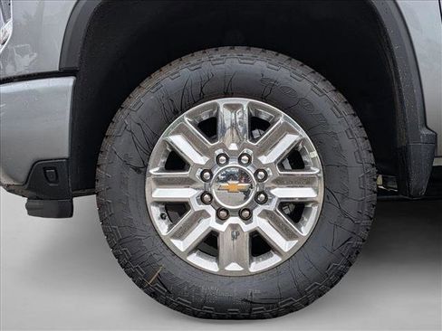 New 2026 Chevrolet Silverado 2500 High Country w/ High Country Premium Package AWD/4WD image 18