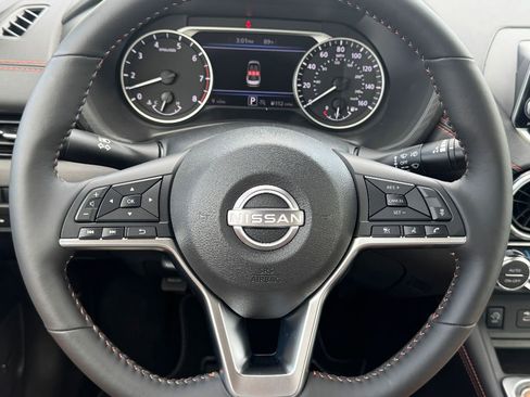 New 2025 Nissan Sentra SR w/ SR Premium Package image 15