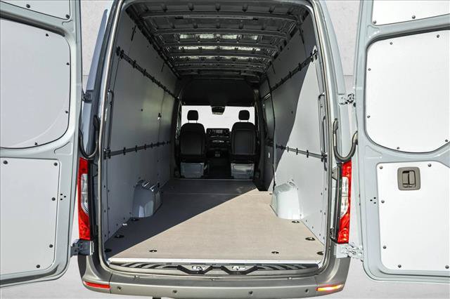 New 2027 Mercedes-Benz Sprinter 2500 image 21