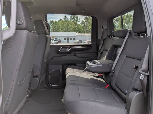 New 2026 GMC Sierra 2500 SLE w/ SLE Value Package; AWD/4WD image 19