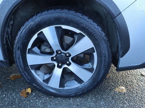 Used 2014 Subaru Crosstrek Touring image 30