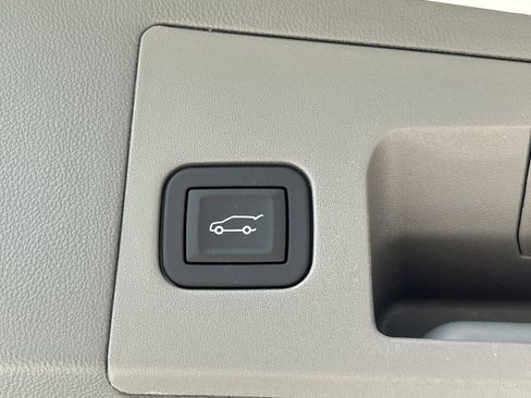 New 2026 Cadillac XT5 Premium Luxury w/ Driver Assist Package FWD image 11