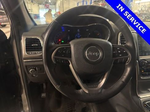 Used 2018 Jeep Grand Cherokee Limited image 5