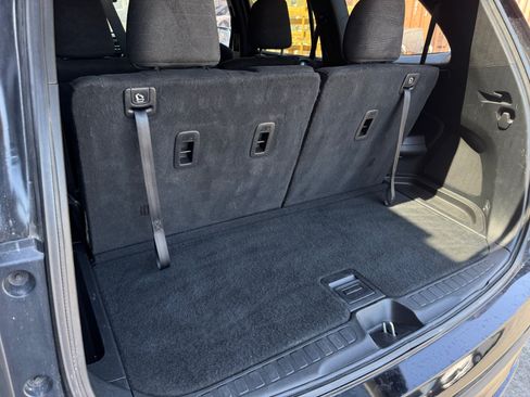 Used 2022 Honda Pilot Sport image 23