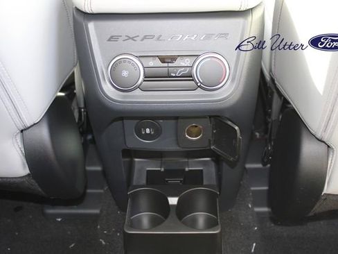 New 2026 Ford Explorer Active w/ Active Comfort Package image 10