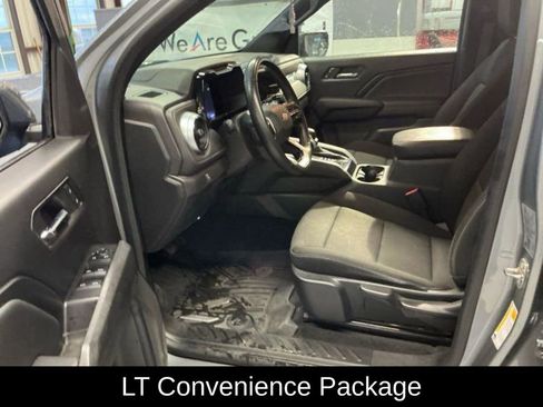 Used 2023 Chevrolet Colorado LT w/ LT Convenience Package RWD image 3