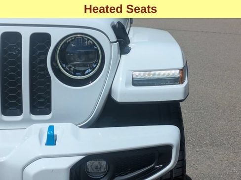Used 2023 Jeep Wrangler Unlimited Sahara AWD/4WD image 11