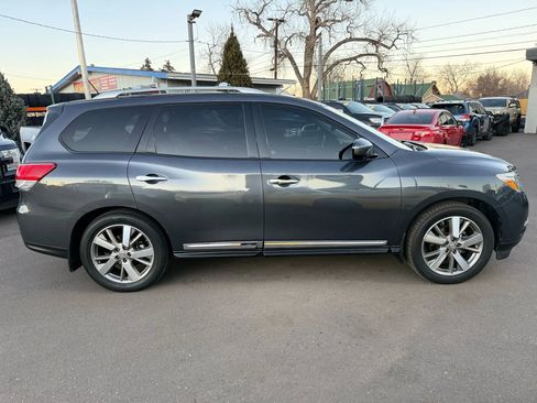 Used 2014 Nissan Pathfinder Platinum w/ Platinum Premium Package image 10
