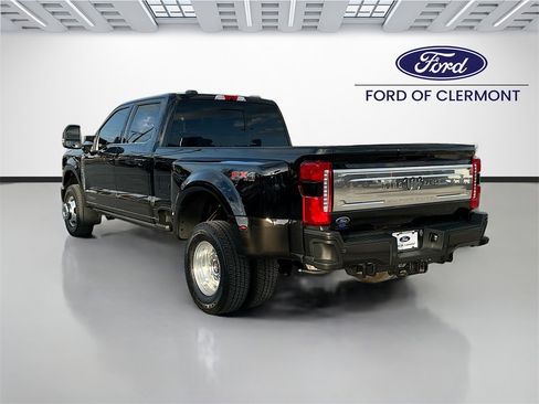 Used 2024 Ford F350 King Ranch w/ FX4 Off-Road Package image 5