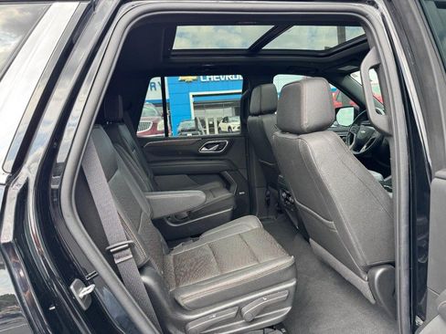 Used 2022 Chevrolet Tahoe High Country w/ Premium Package AWD/4WD image 10
