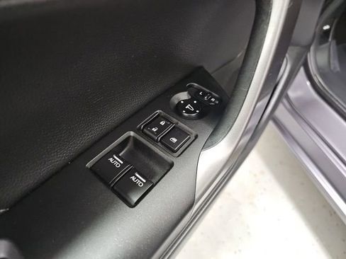 Used 2017 Honda Accord Touring image 13