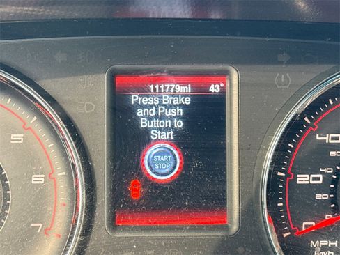 Used 2013 Dodge Charger SE w/ Connectivity Group image 9