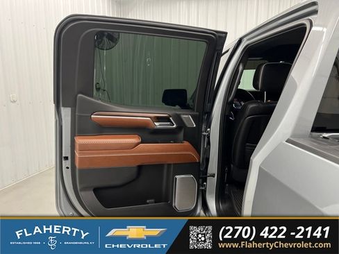 Used 2024 GMC Sierra 1500 Denali Ultimate AWD/4WD image 10